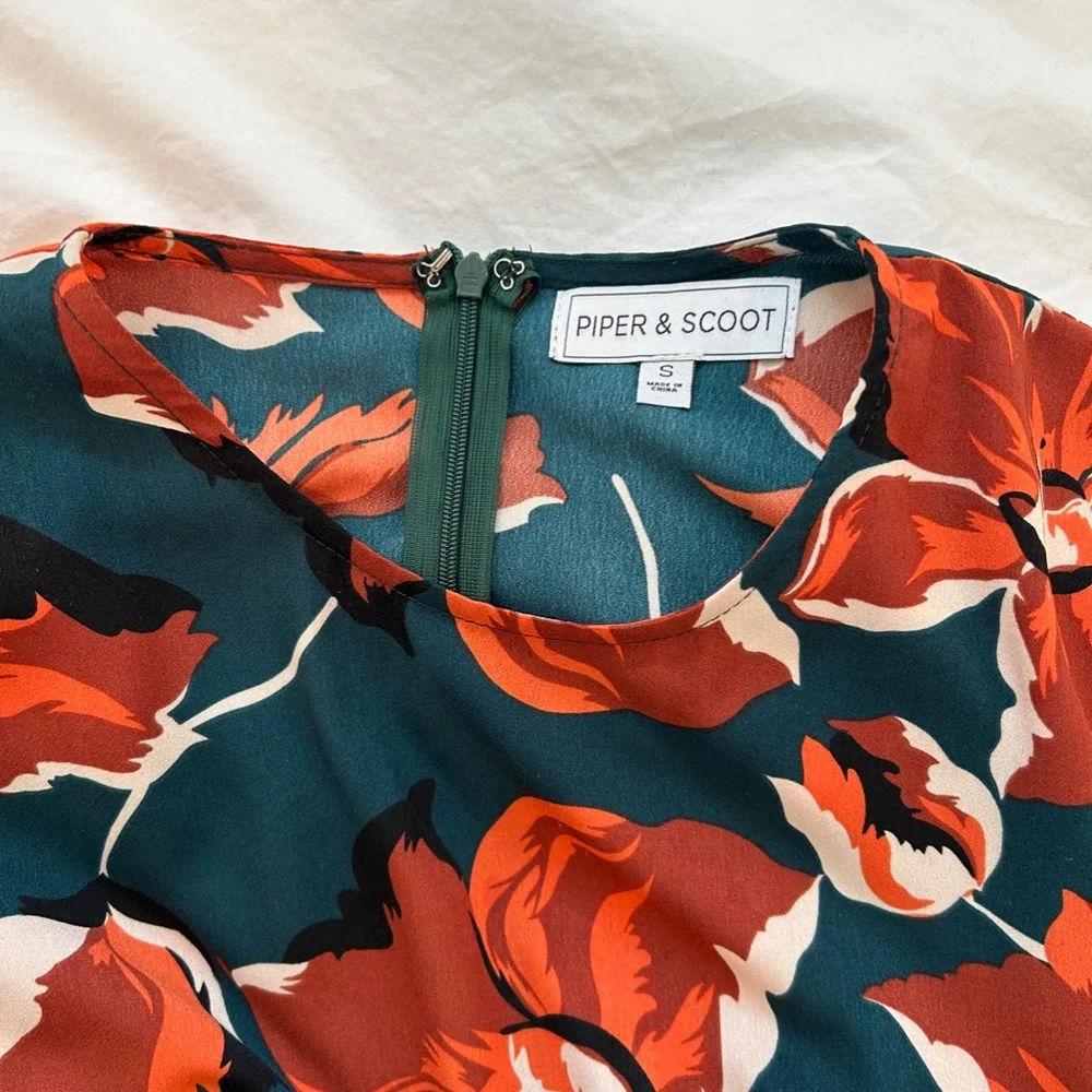 Piper & Scoot Silky Floral Wide Leg Jumpsuit - Picture 3 of 5